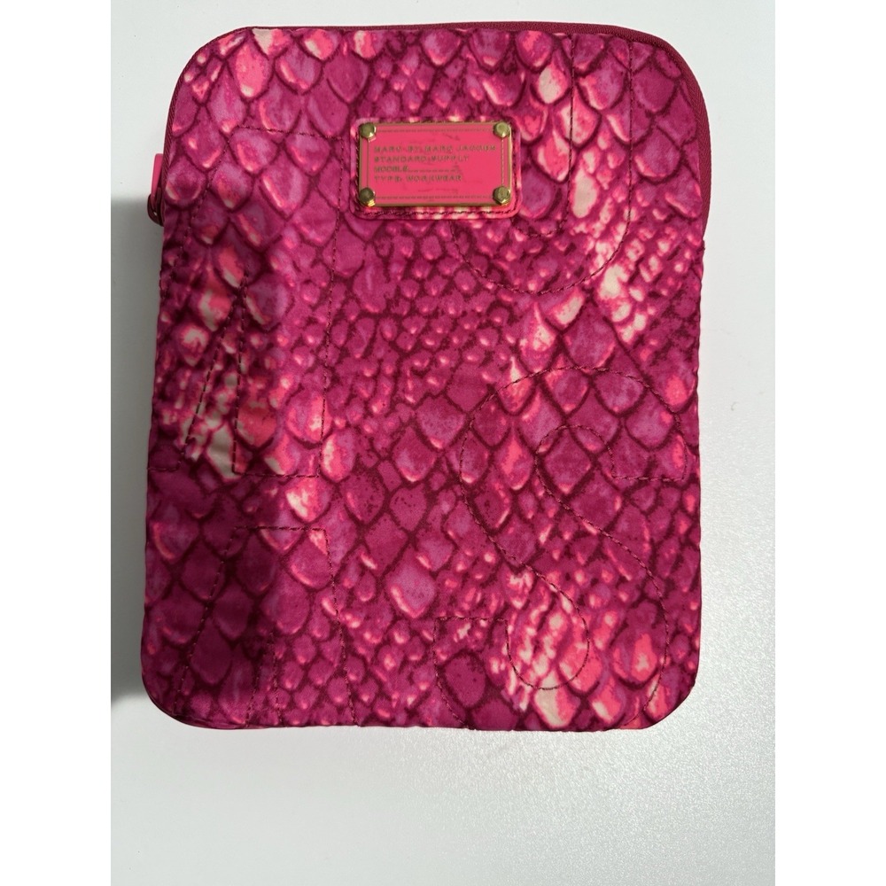 Marc Jacobs Pink Snakeskin iPad Case B/O‎